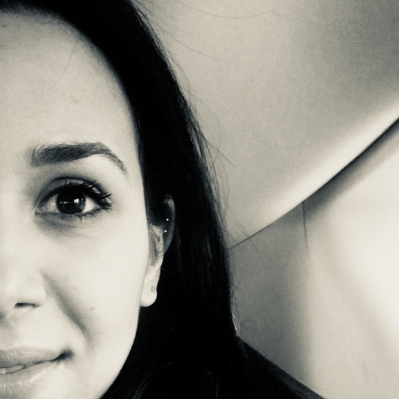 Meet your Posher, Lamia - Picture 1 of 1